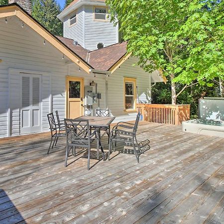 Cozy Black Bear Retreat By Mount Rainier! Ashford Εξωτερικό φωτογραφία