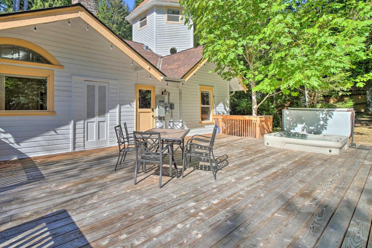 Cozy Black Bear Retreat By Mount Rainier! Ashford Εξωτερικό φωτογραφία