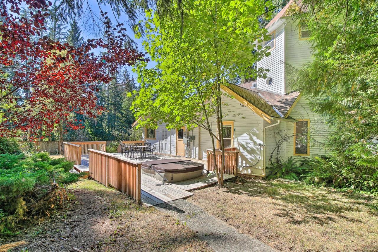 Cozy Black Bear Retreat By Mount Rainier! Ashford Εξωτερικό φωτογραφία