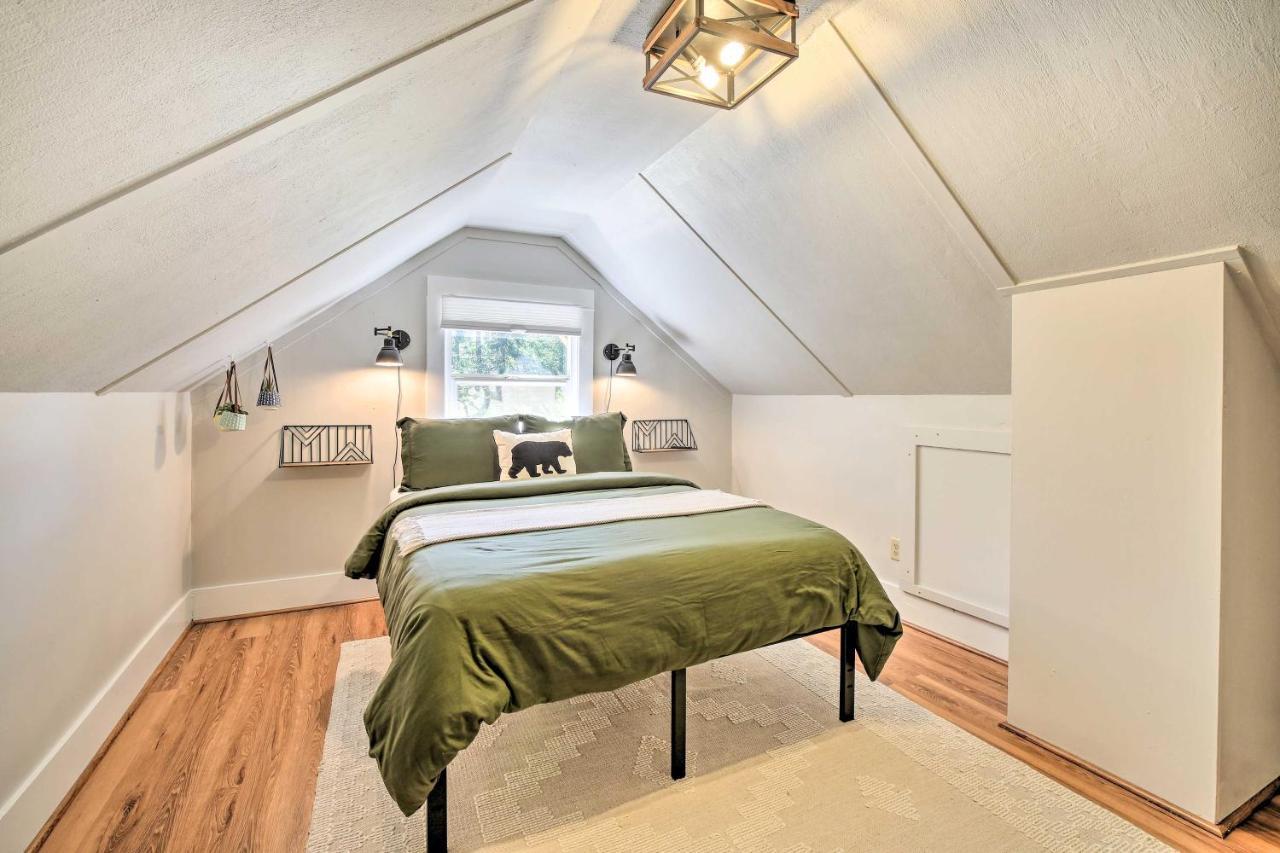 Cozy Black Bear Retreat By Mount Rainier! Ashford Εξωτερικό φωτογραφία